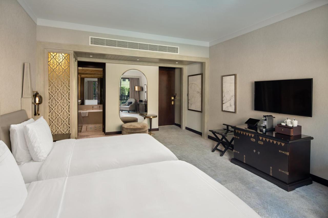 Deluxe Lake View Room