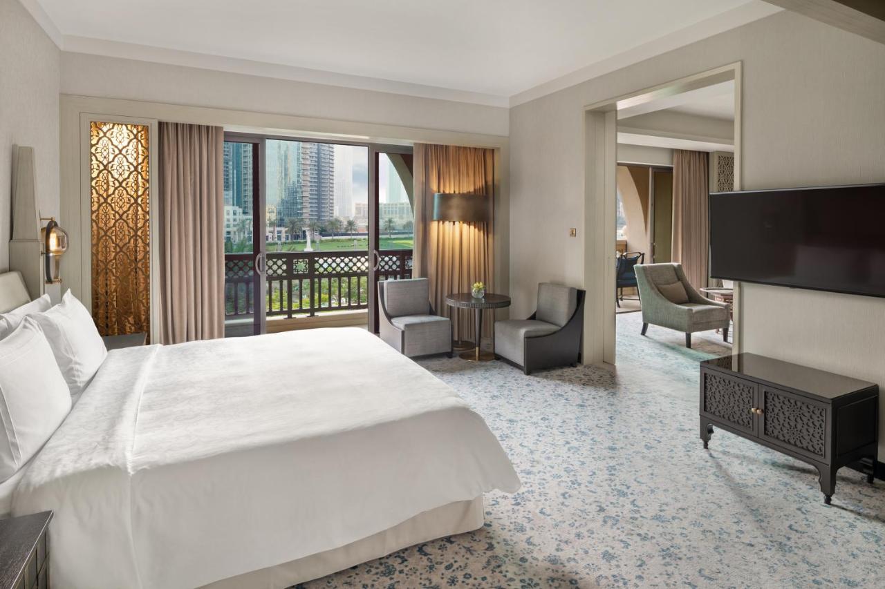 Diplomatic Suite Lake View